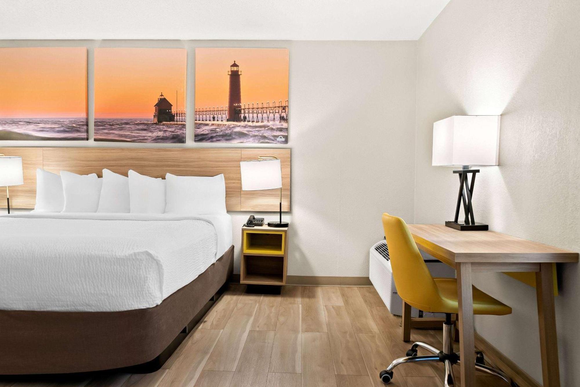 Days Inn & Suites By Wyndham Warren Esterno foto