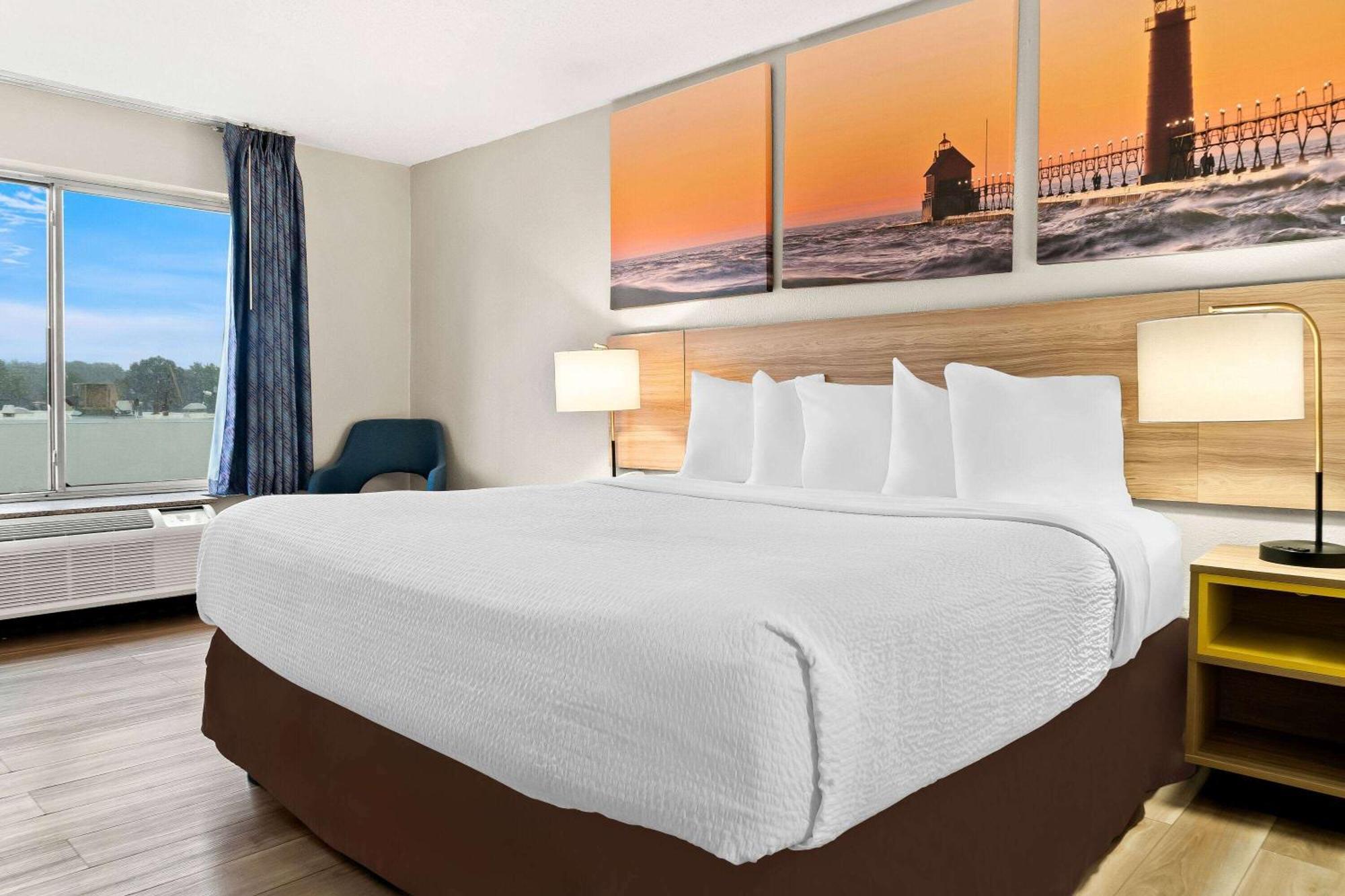 Days Inn & Suites By Wyndham Warren Esterno foto